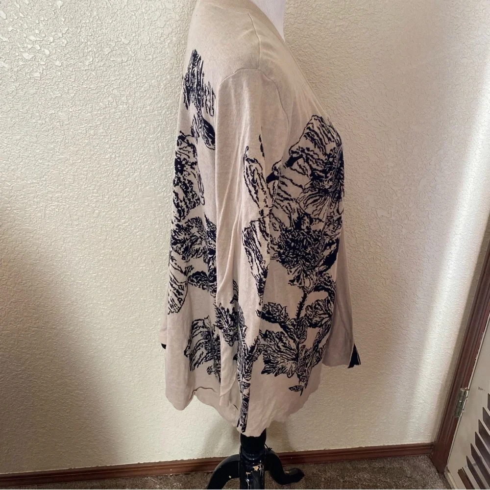 J Jill Missy Sweater Cardigan 100% Cotton Floral Tan Black Open Front Tight Knit